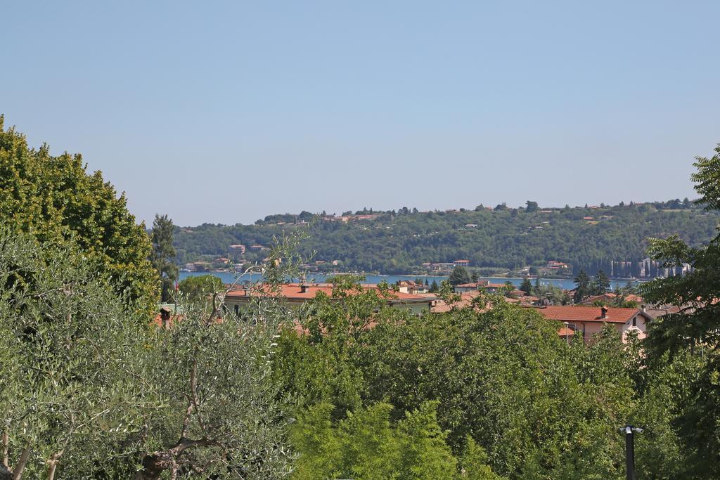 Blu Garda Hotel Salo Bagian luar foto